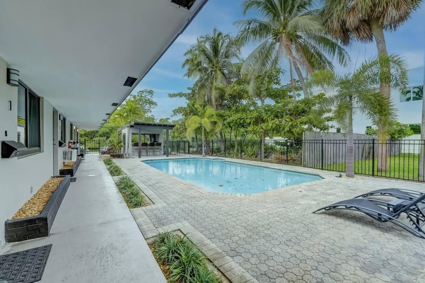 Waterfront Deck Pool Kayak Διαμέρισμα Φορτ Λόντερντεϊλ Εξωτερικό φωτογραφία